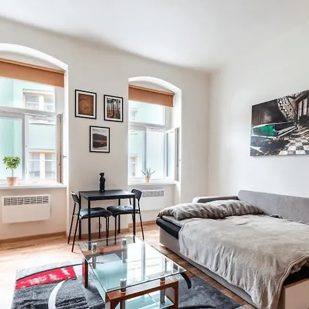 Center, Location, Hidden Gem Apartment *